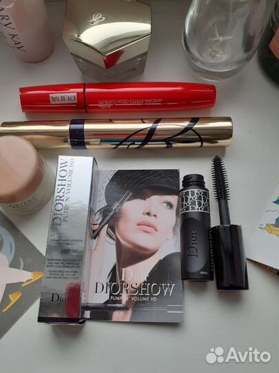 Пустые баночки из под кремов и косметики