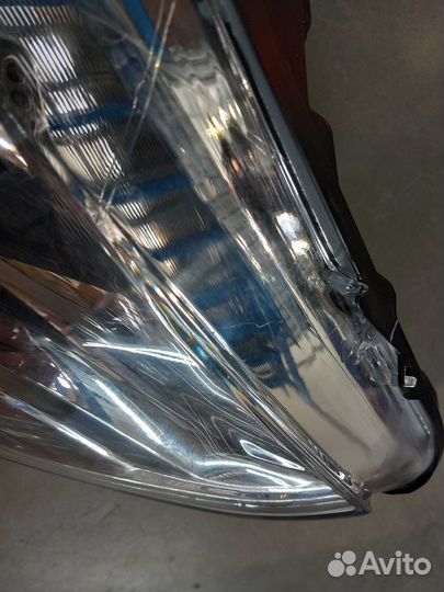 Фара левая citroen C4