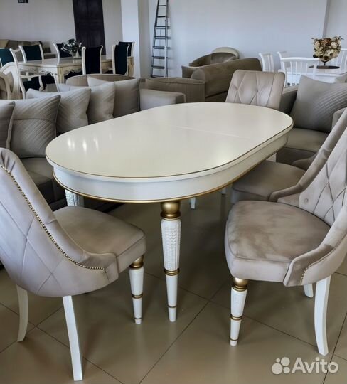 Обеденный комплект стол и стулья
