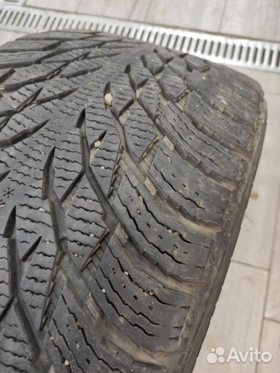 Nokian Tyres Hakkapeliitta R3 SUV 275/40 R20