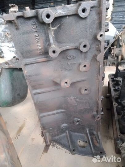 Блок цилиндров в сборе Opel Rekord E 20E 2.0
