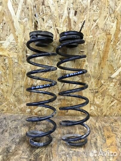 Задние пружины Skoda Fabia 2 хетчбек 1.2 2008