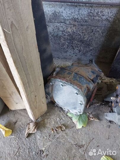 Редуктор зад моста мерседес 211.число 2.65