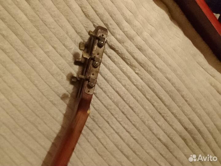 Акустическая гитара