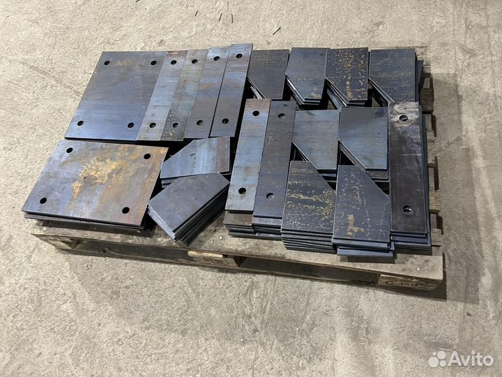 Изготовление пластин, косынок, закладных