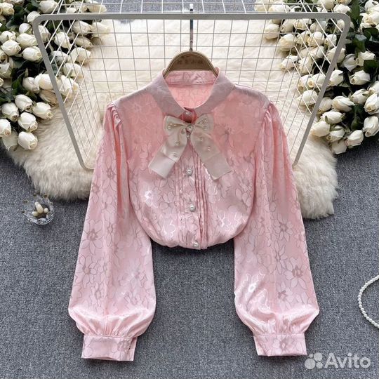 Винтажная блуза с бантиком (брошь)