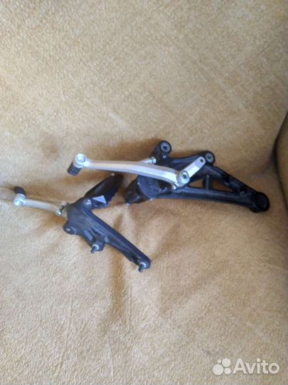 Педали мотоцикла Ямаха