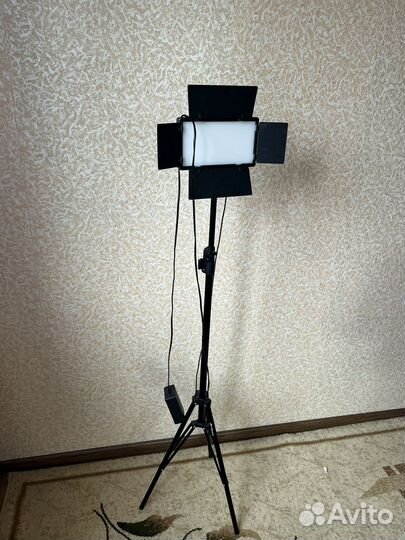 Лампа для съемок видео и фото