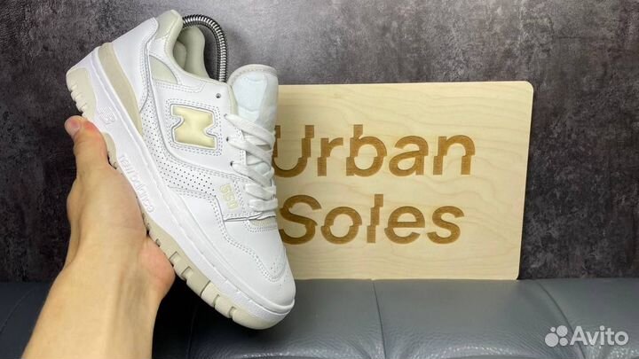 Кроссовки New Balance 550 На Осень