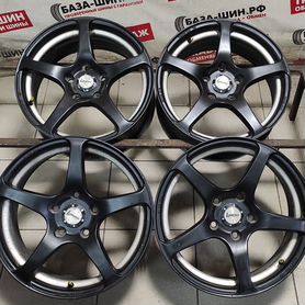 R16/5x114,3 et 38 (dia 73.1) Lorenso