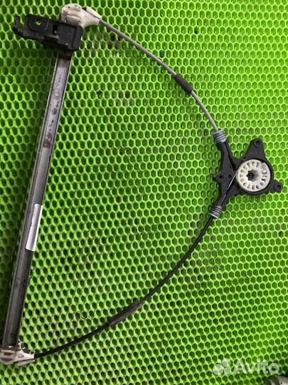 Стеклоподъемник Mazda 6gg