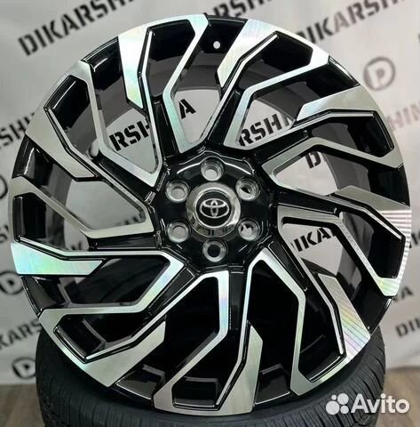 Кованые диски на Toyota Land Cruiser 300 R24