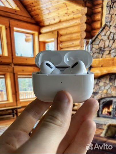 Беспроводные наушники Apple Airpods pro