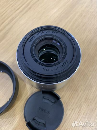 Объектив sigma 60mm 2.8 mft
