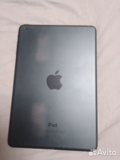 Планшет iPad mini 1; 16gb; wifi