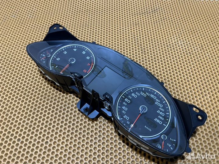 Панель приборов спидометр Audi A4 B8