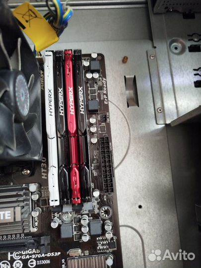 Материнская плата с процессором и памятью