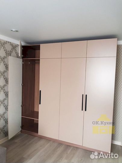 Стенка в гостиную