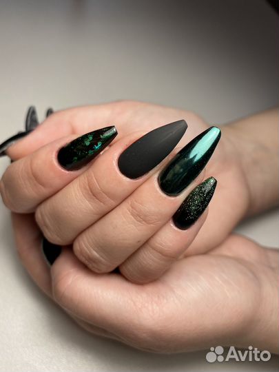 Маникюр и педикюр