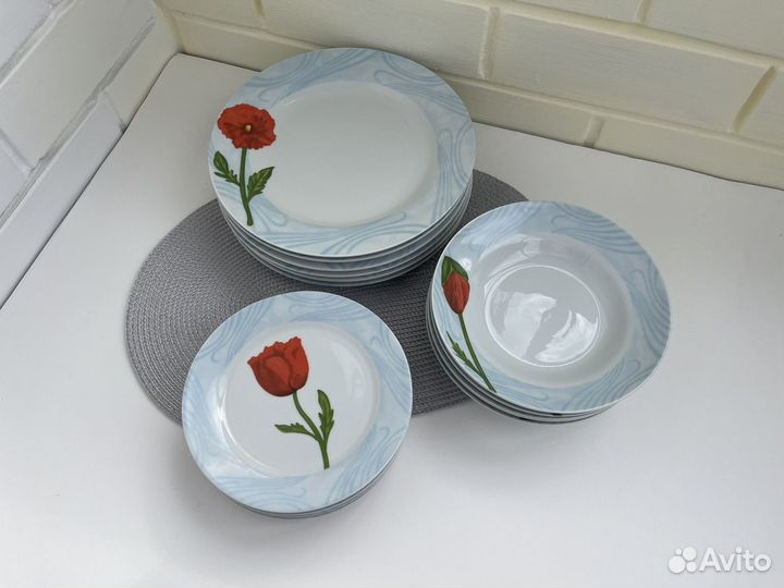 Набор посуды, сервиз из тарелок на 6 персон