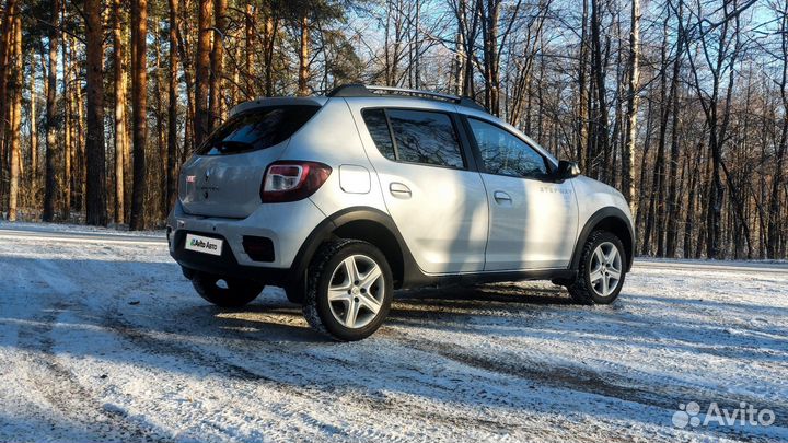 Renault Sandero Stepway 1.6 МТ, 2015, 222 000 км