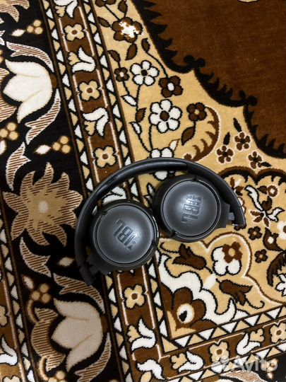 Наушники JBL tune560BT