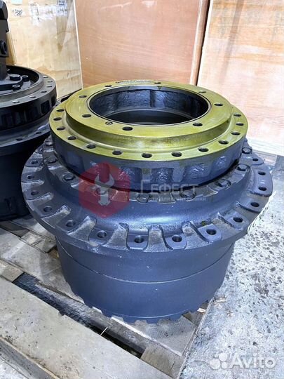 Бортовой редуктор Komatsu PC400LC-6LC 208-27-00152