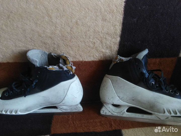 Коньки хоккейные вратарские