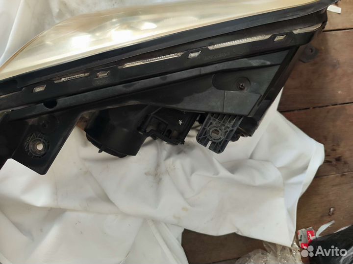 Фары Chevrolet Captiva 2006-2011