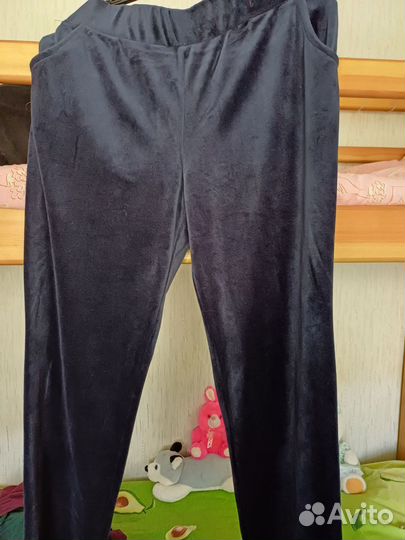 Спортивный костюм женский