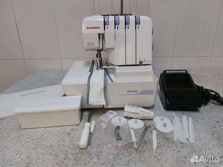 Швейная машина Оверлок Family ML 645 D