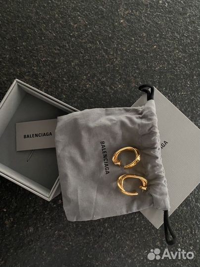 Серьги balenciaga