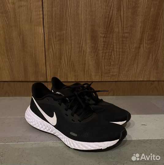 Кроссовки Nike