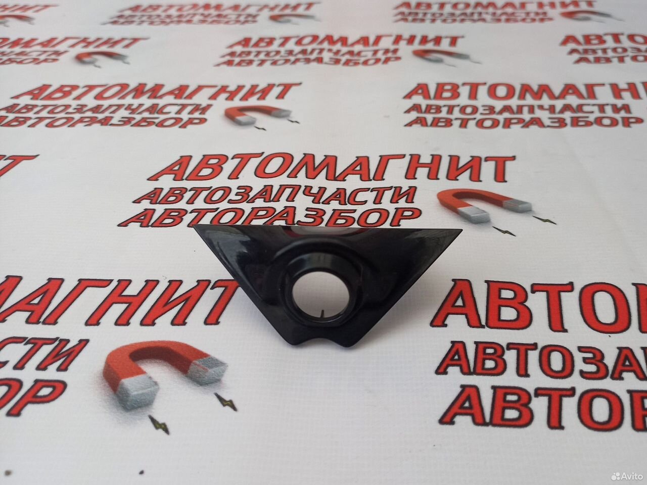 Кронштейн передней камеры Voyah Free