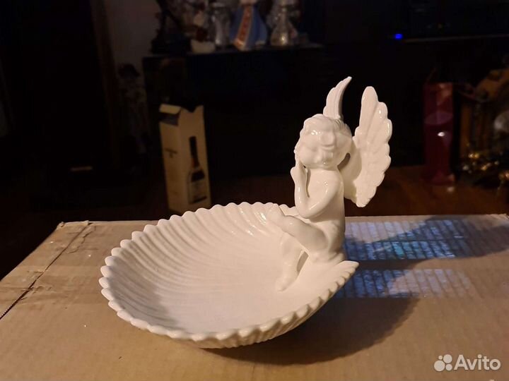 Конфетница бонбоньерка ангел Орнамент,фарфо
