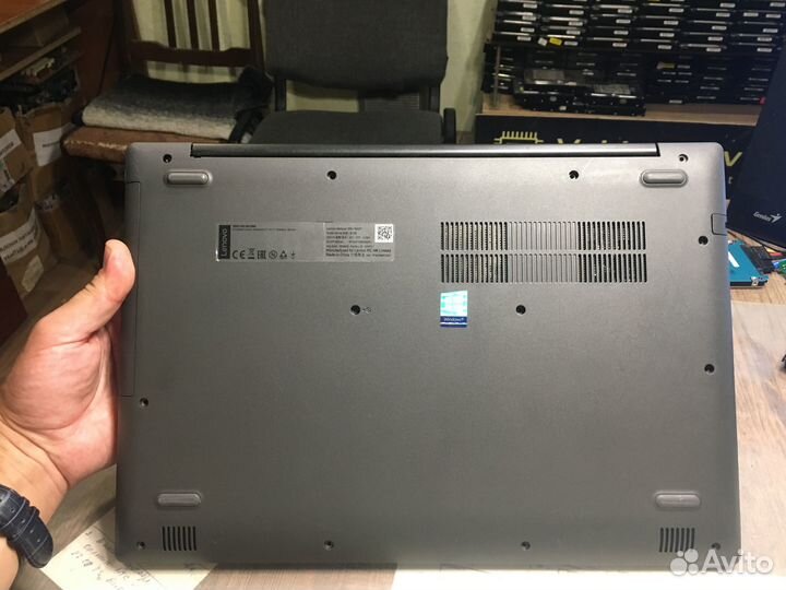 Ноутбук Lenovo Ideapad 330-15AST в разбор