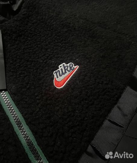 Куртка Nike
