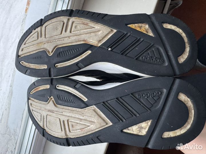 Кроссовки женские adidas