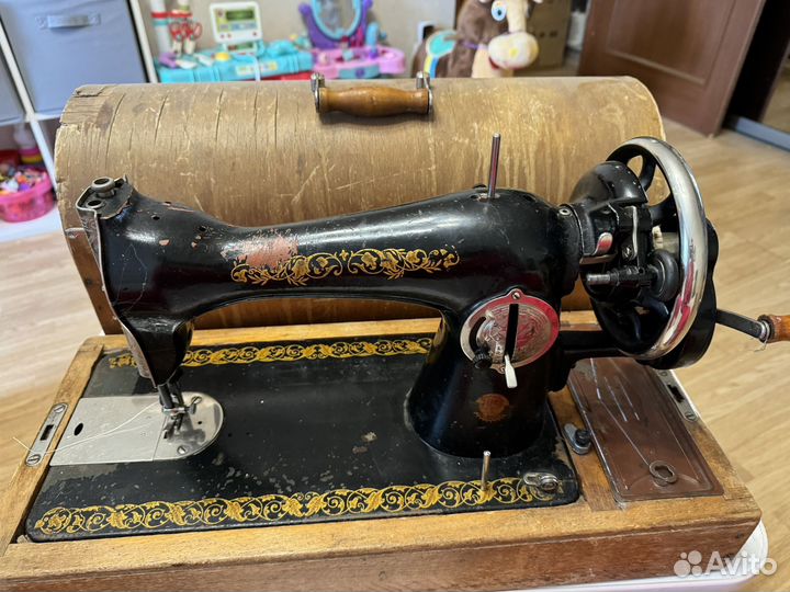 Швейная машинка ручная пмз им. Калинина