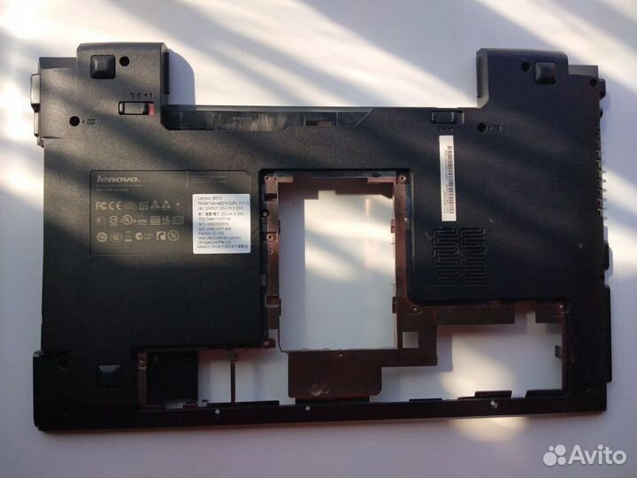 Поддон для ноутбука Lenovo B575