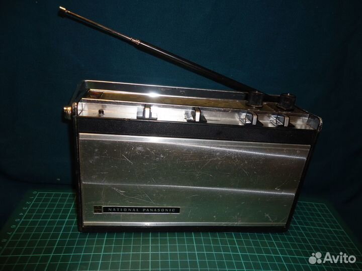 Радиоприемник national panasonic RF-902L классика