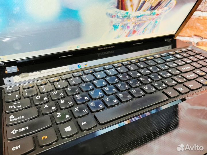 SSD 8gb windows 10 домашний Ноутбук Lenovo G580