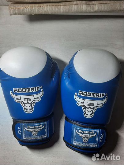 Боксерские перчатки 8 oz