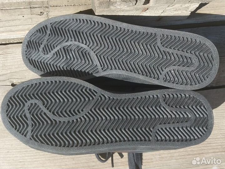 Кроссовки детские