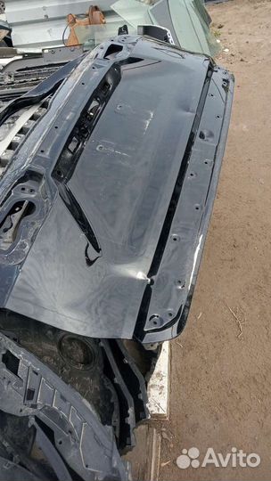 Крышка багажника Toyota Rav4