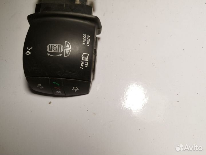 Джойстик управления магнитолой Renault Latitude