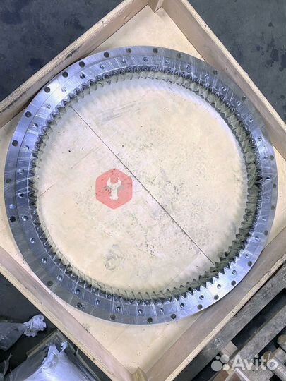 Поворотный круг PC200-6 20Y-25-21200