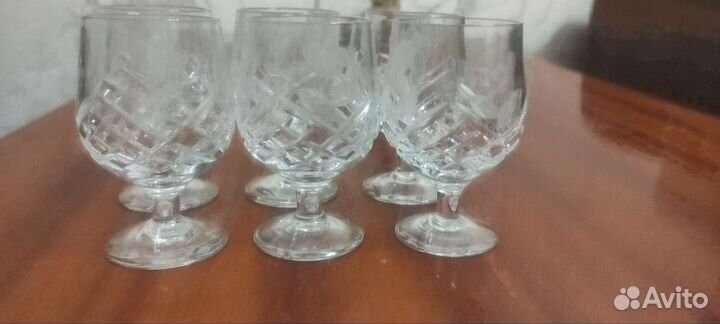 Хрустальные рюмки