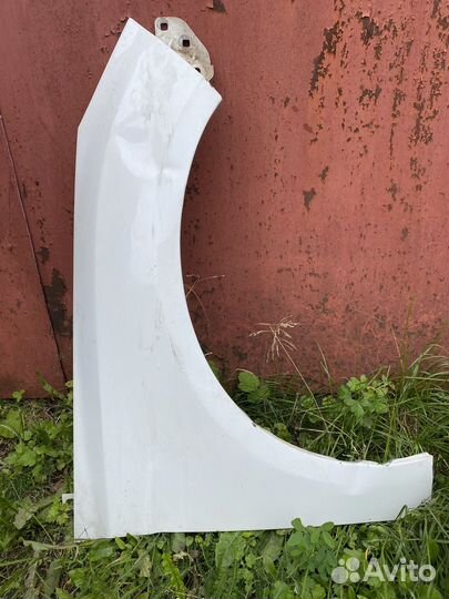 Крыло переднее правое focus