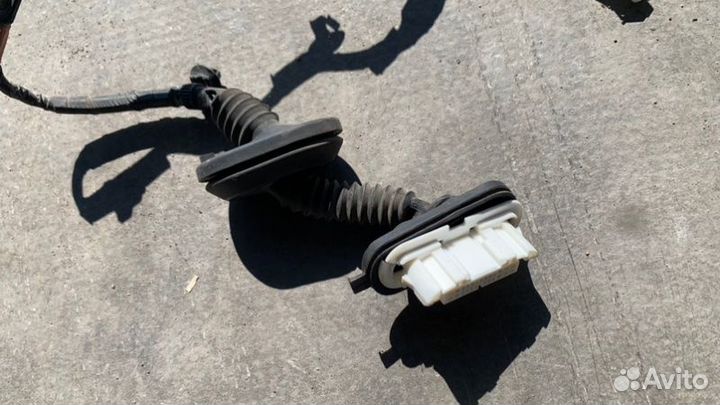 Проводка двери задняя левая Toyota Camry V55 2.5